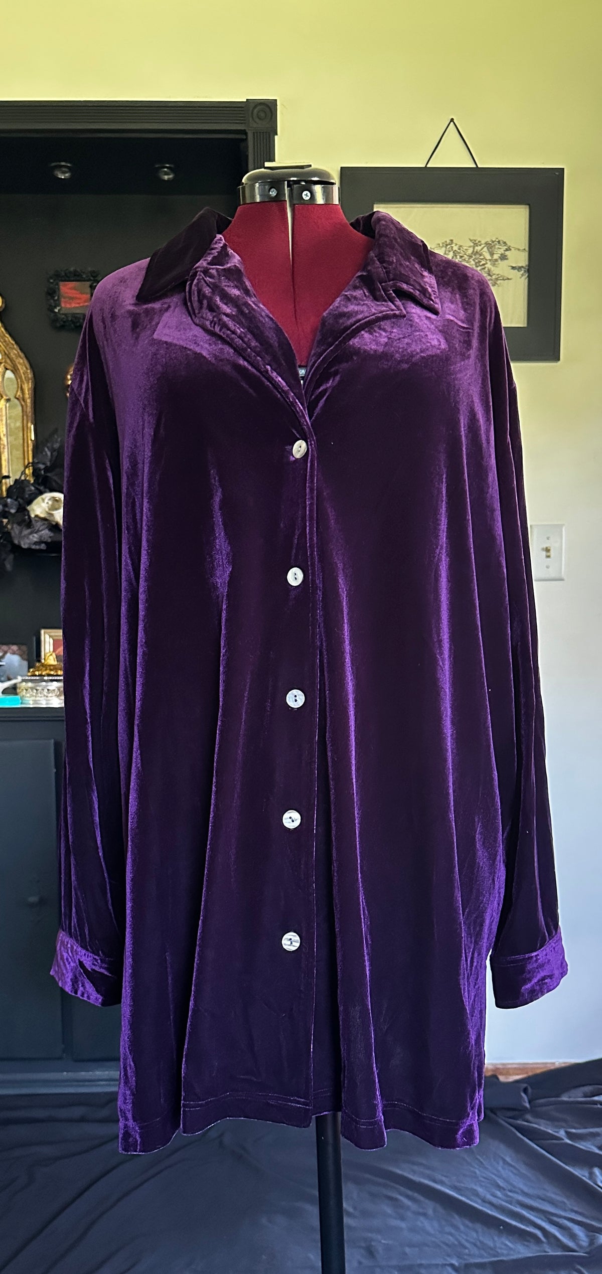 Witchy Velvet Button Down 4X/5X