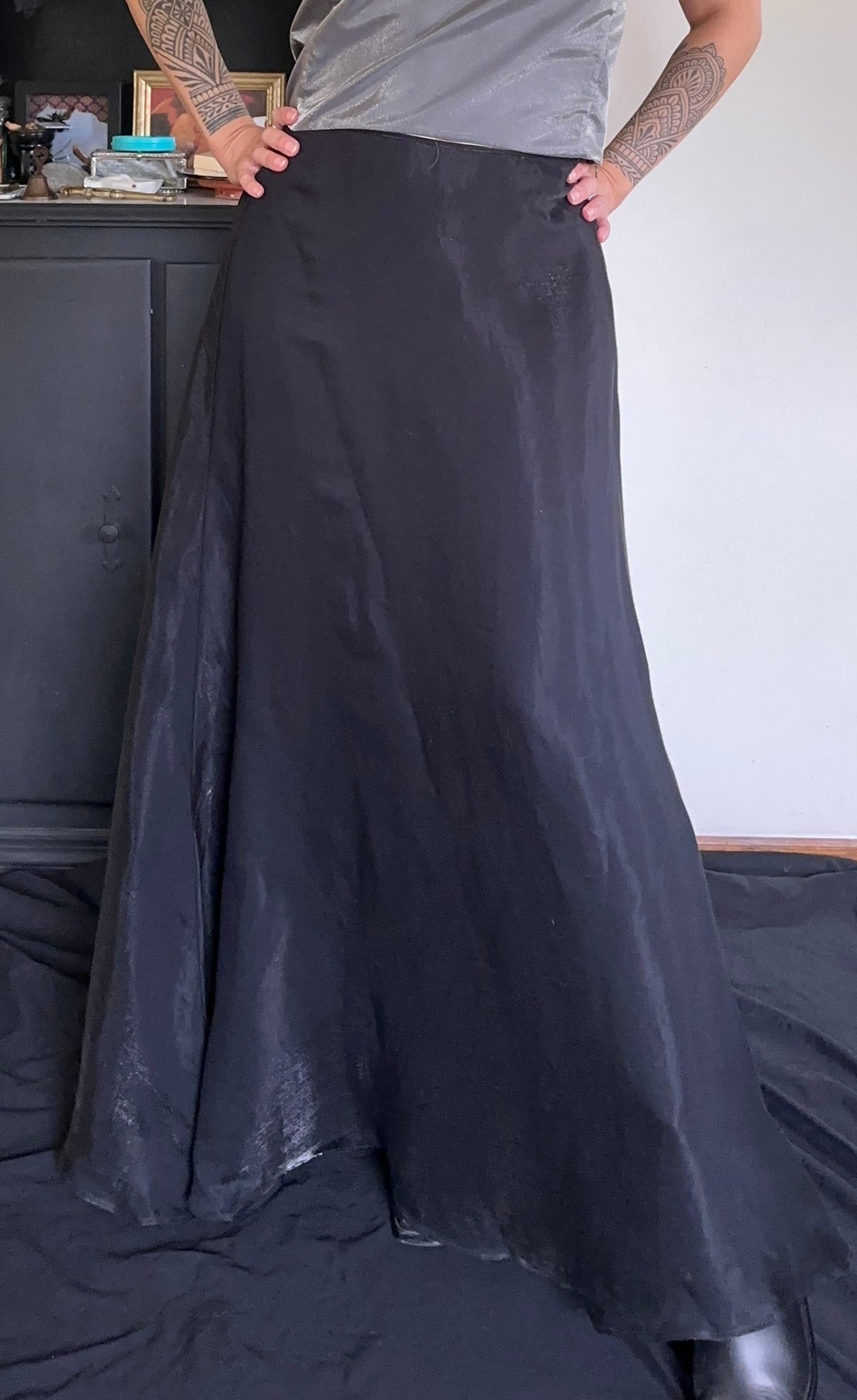 90s Liquid Satin Skirt S