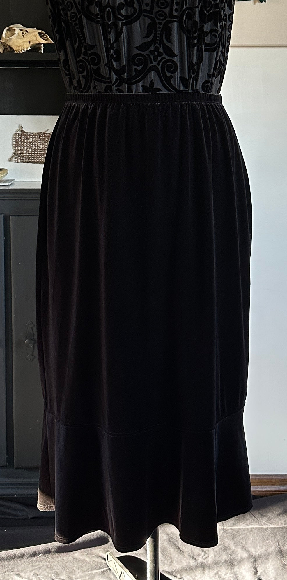 Stretch Velvet Ruffle Hem Skirt 3X