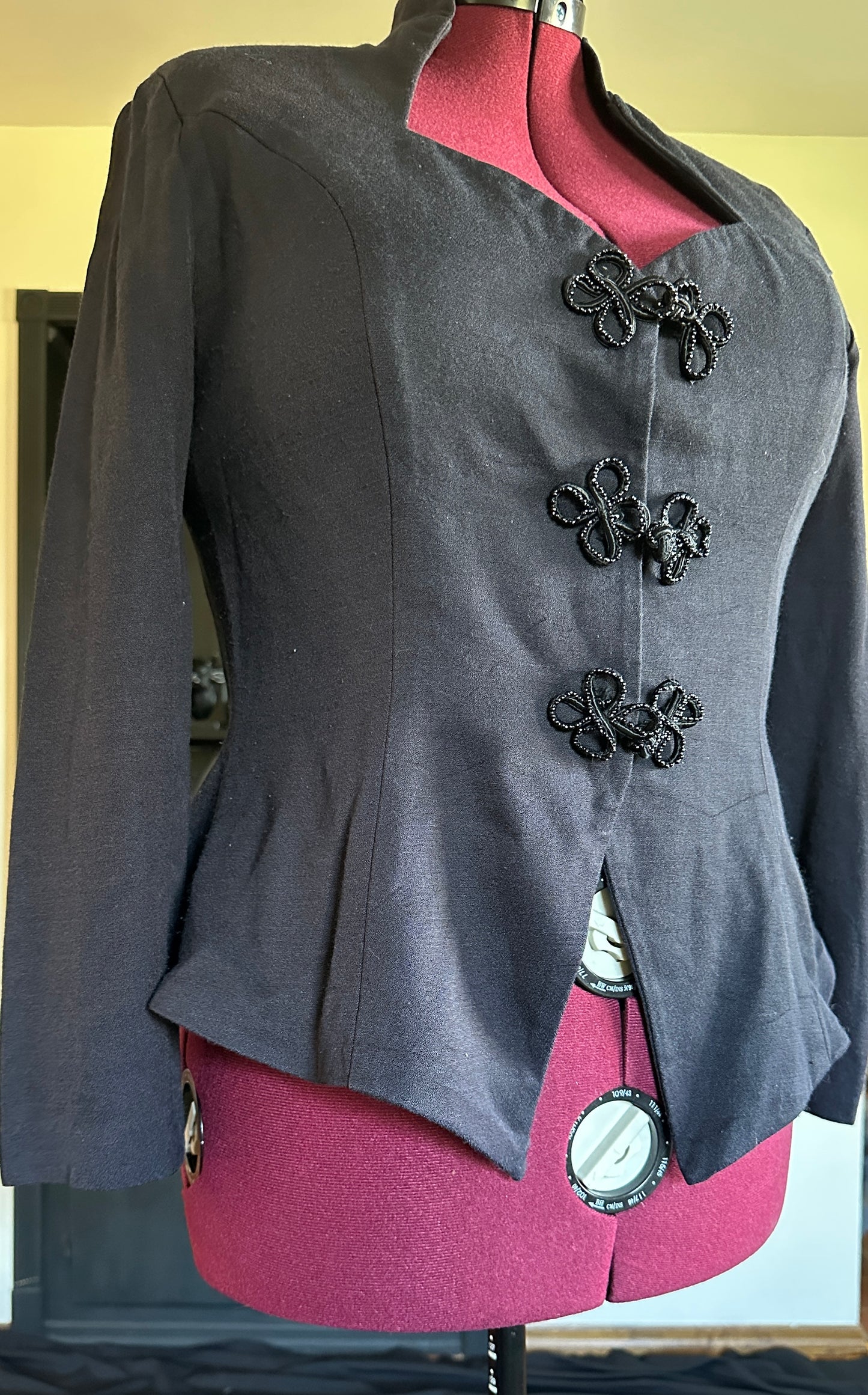 Victorian Style Fitted Blazer 14