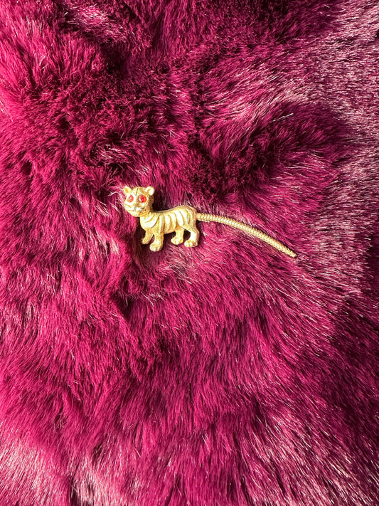 Vintage Gold Tiger Brooch