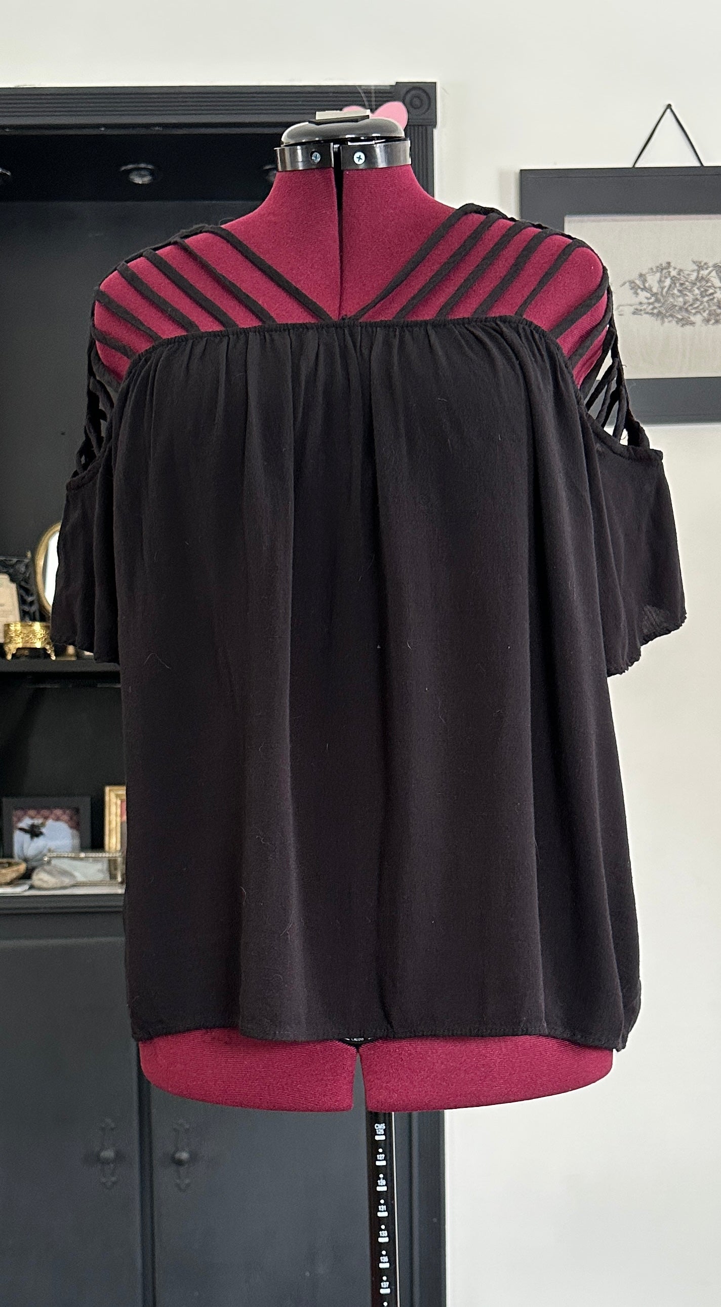 Off-The-Shoulder Top XL
