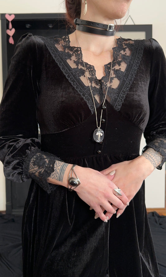 Velvet & Lace Gothic Dress S