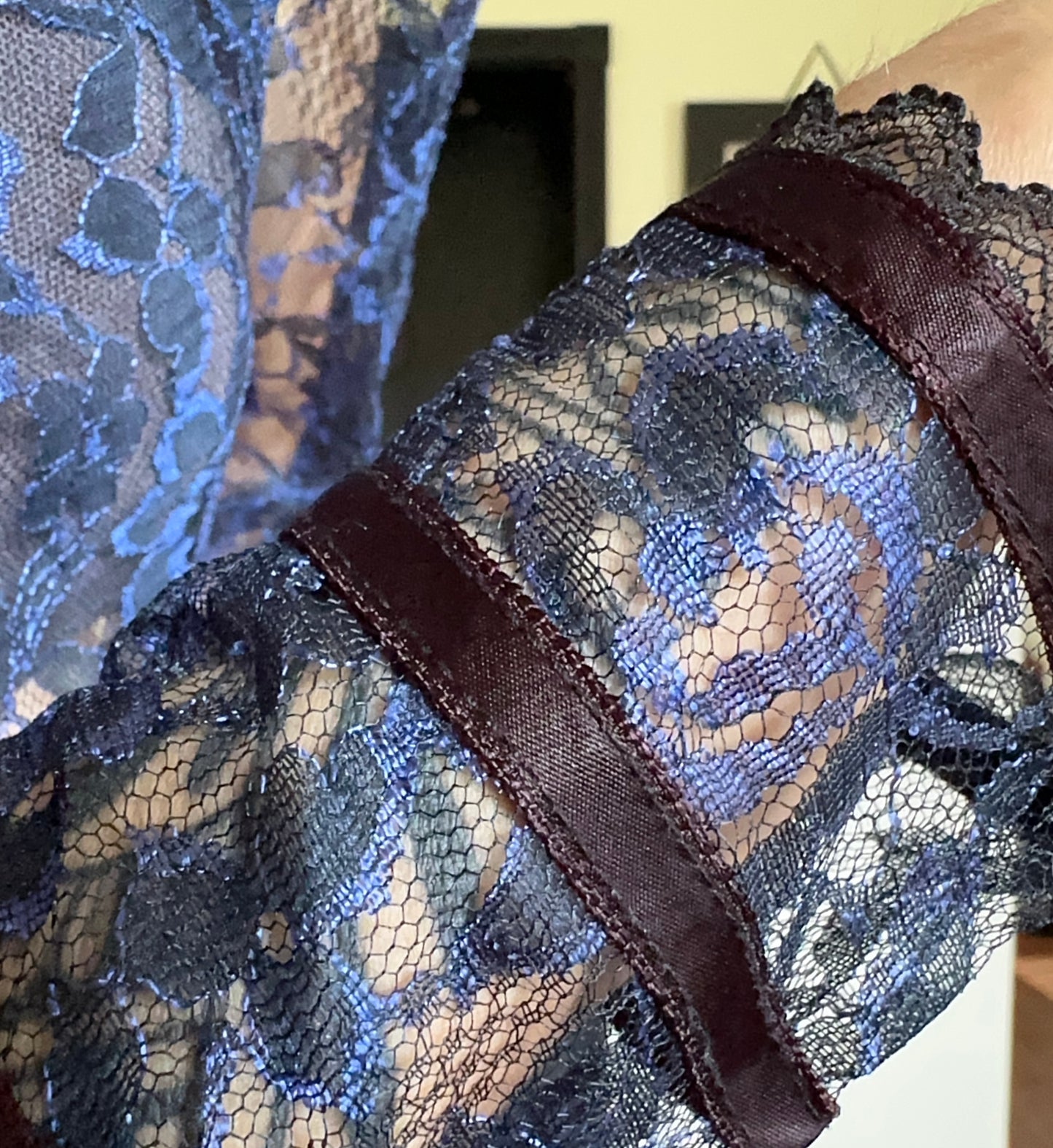 Vintage Gunne Sax Lace Top M-L