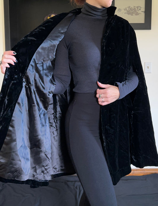 Vintage Black Velvet Cape XS-L