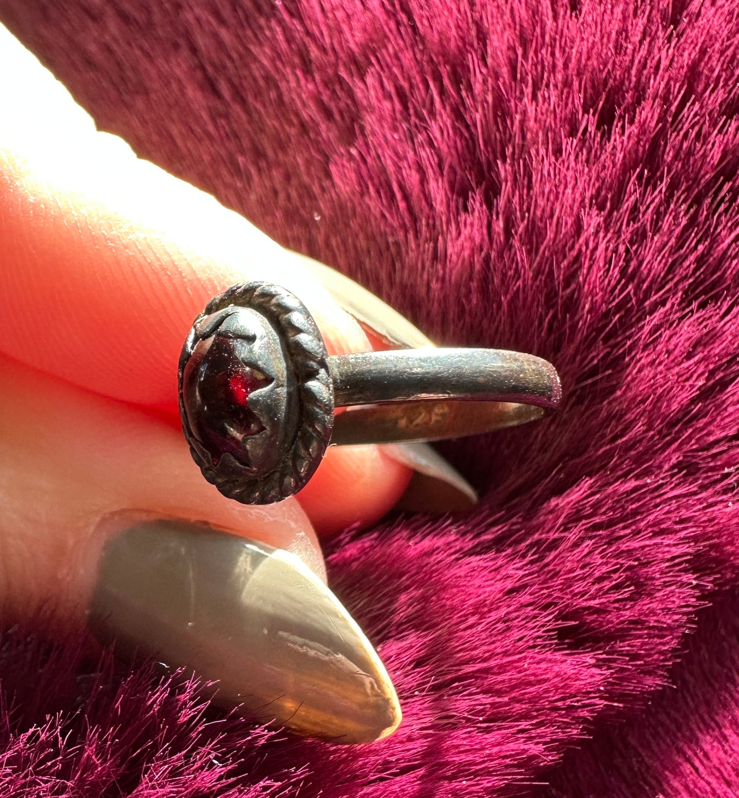 Gothic Garnet & Silver Solitaire Ring SZ 6.5