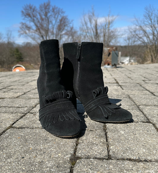 Suede Etienne Aigner Boots SZ 8