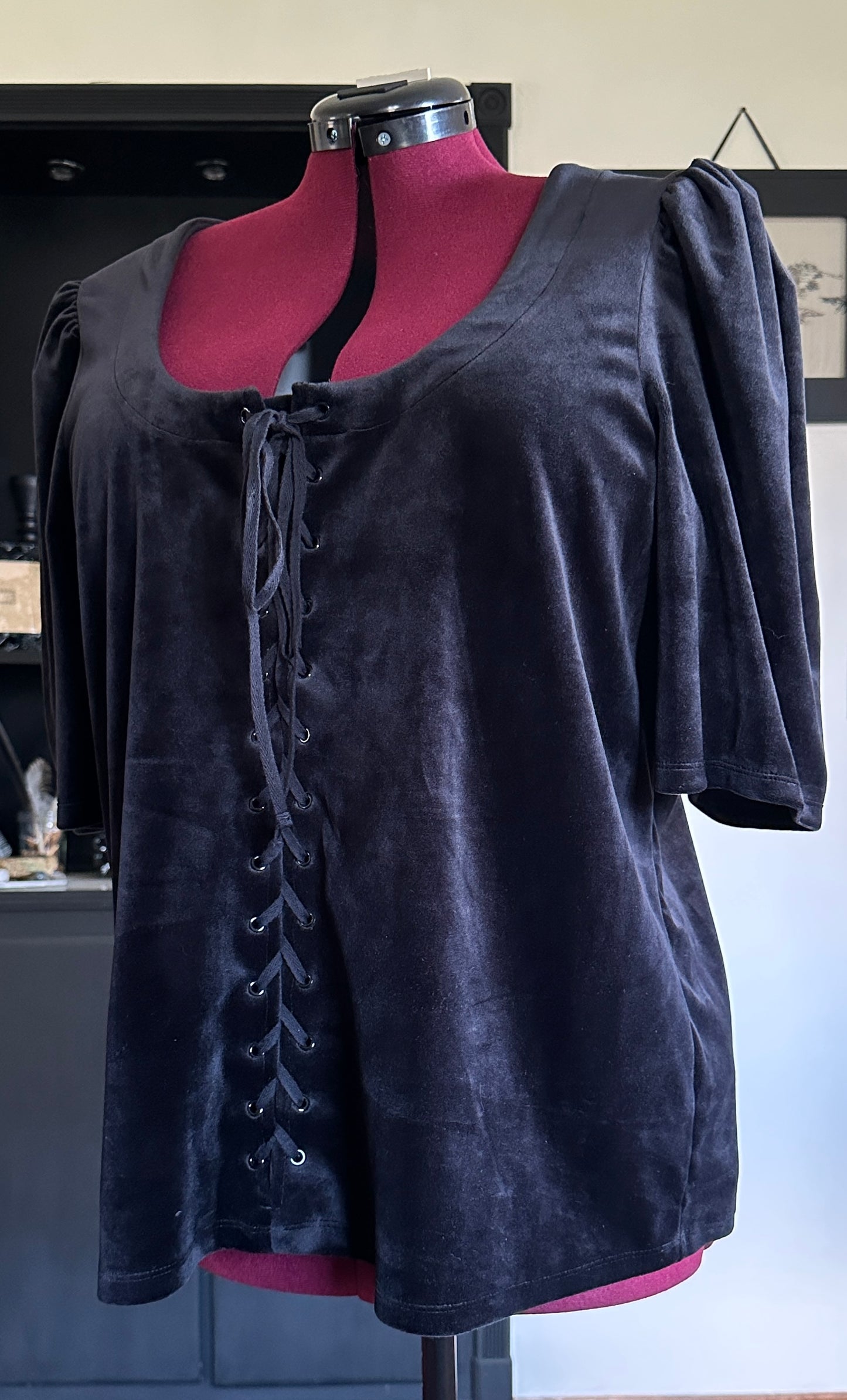 Betsey Johnson Velvet Top 4X