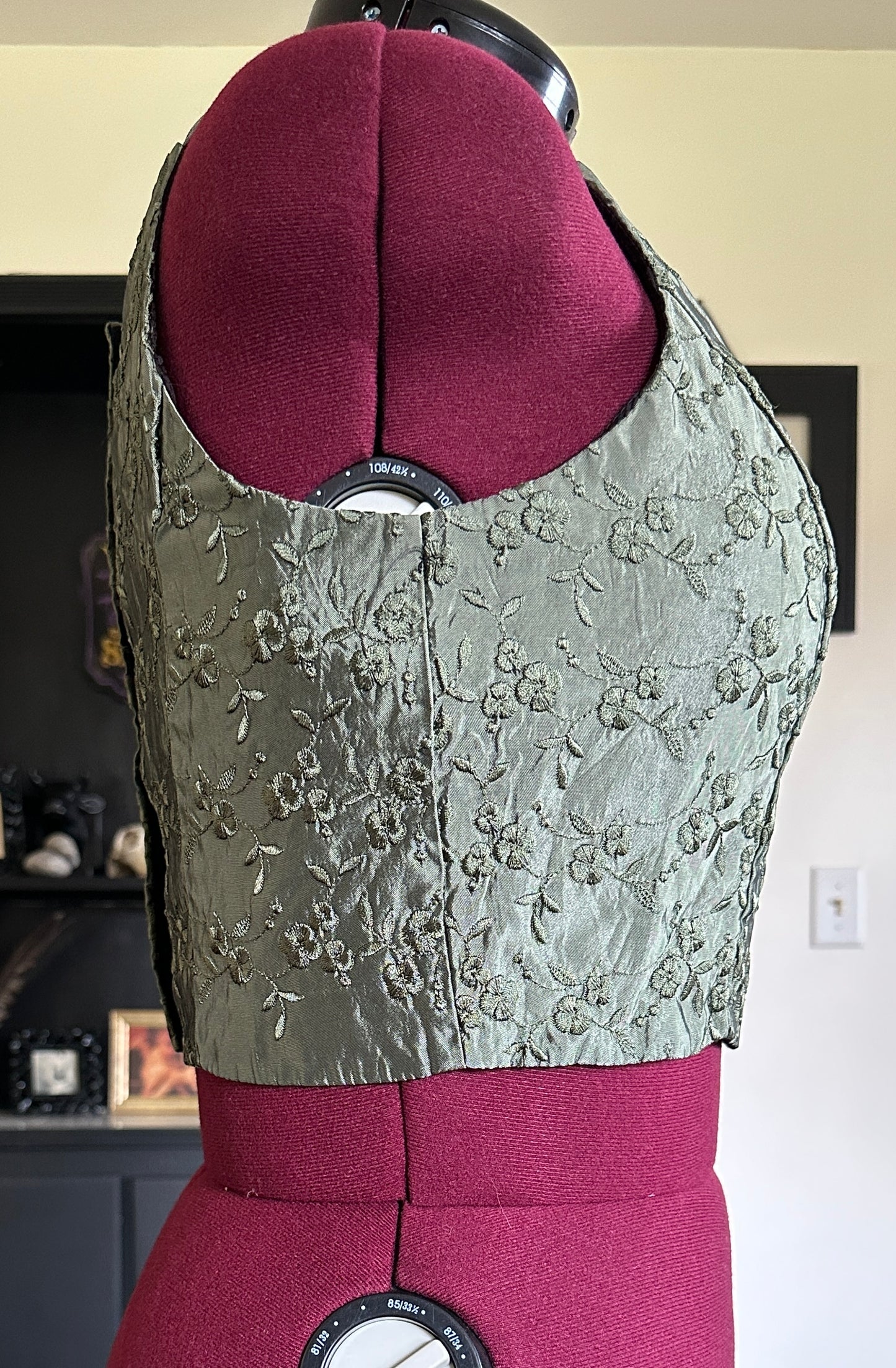 Vintage Cropped Embroidered Bodice Top SZ 12