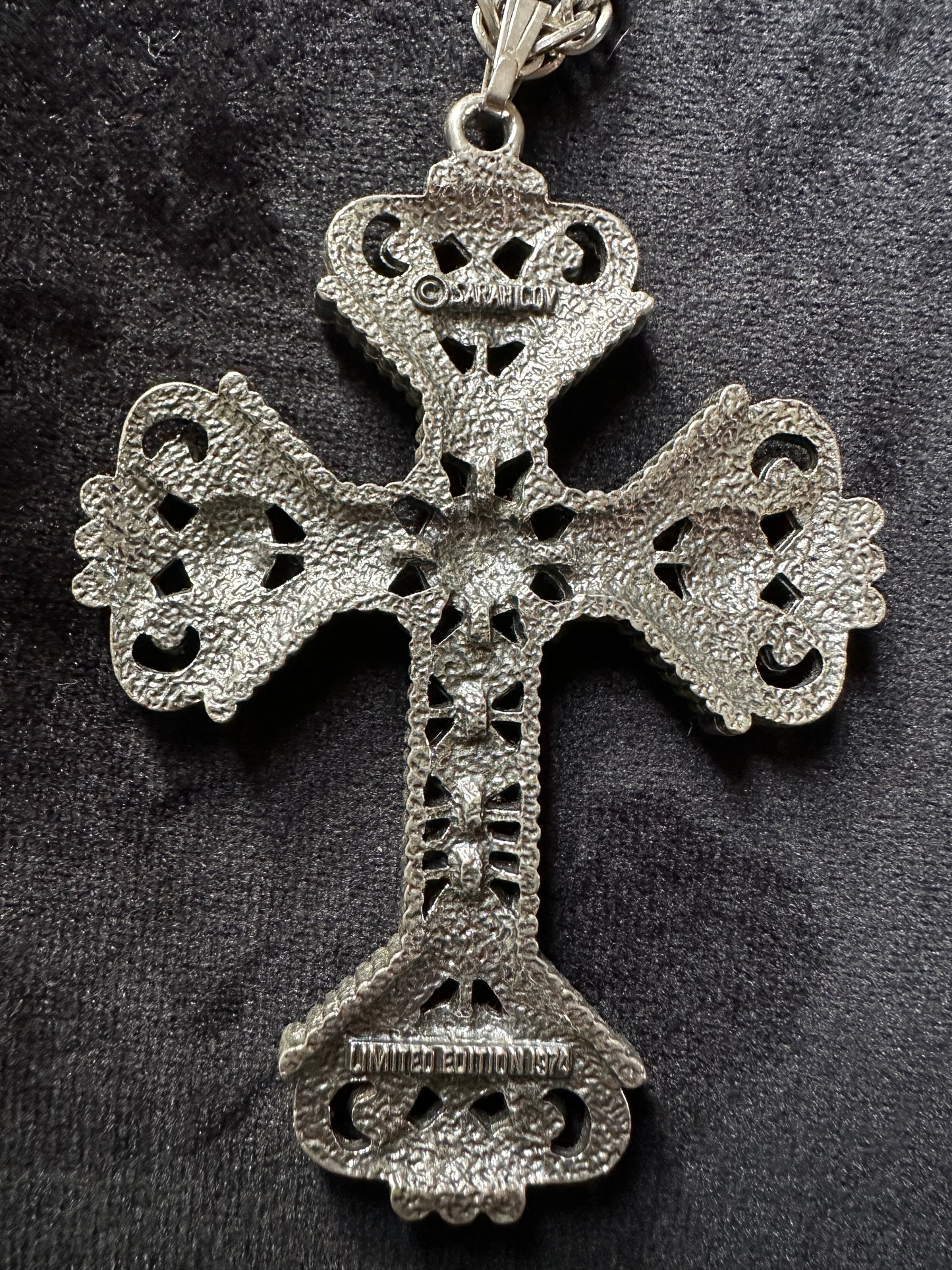 Vintage Sarah Coventry Cross Pendant & Necklace