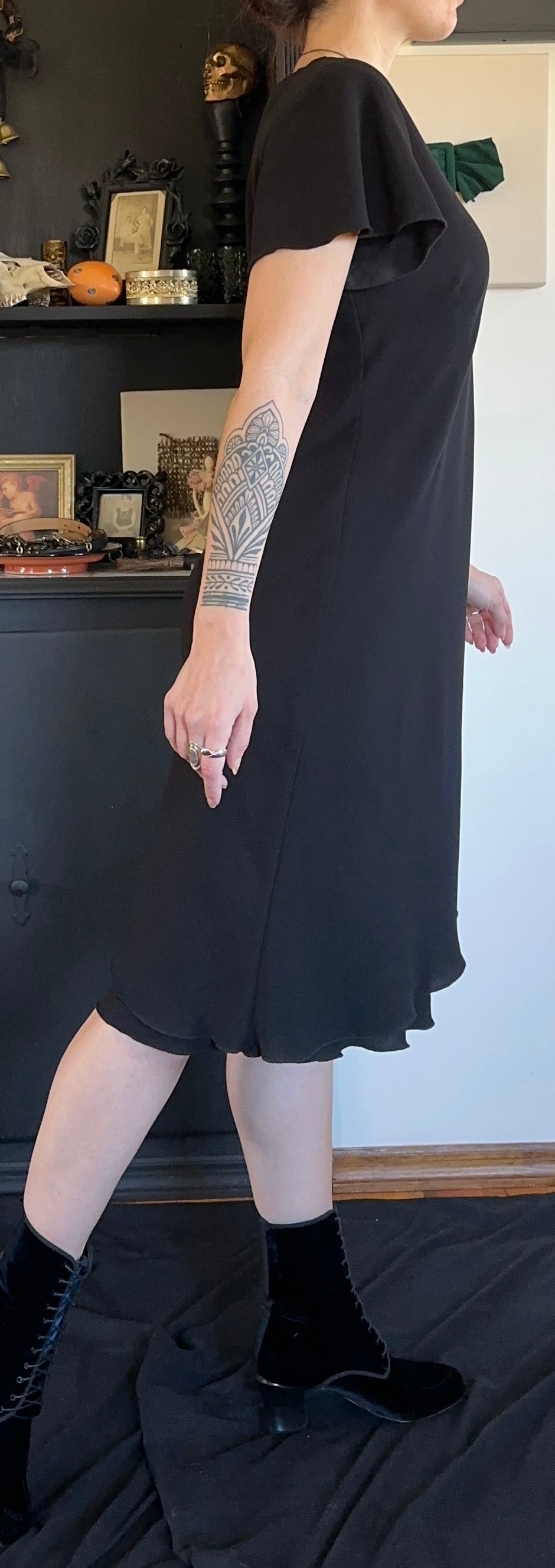 Vintage 90s Flutter Sleeves Dress SZ 10/12