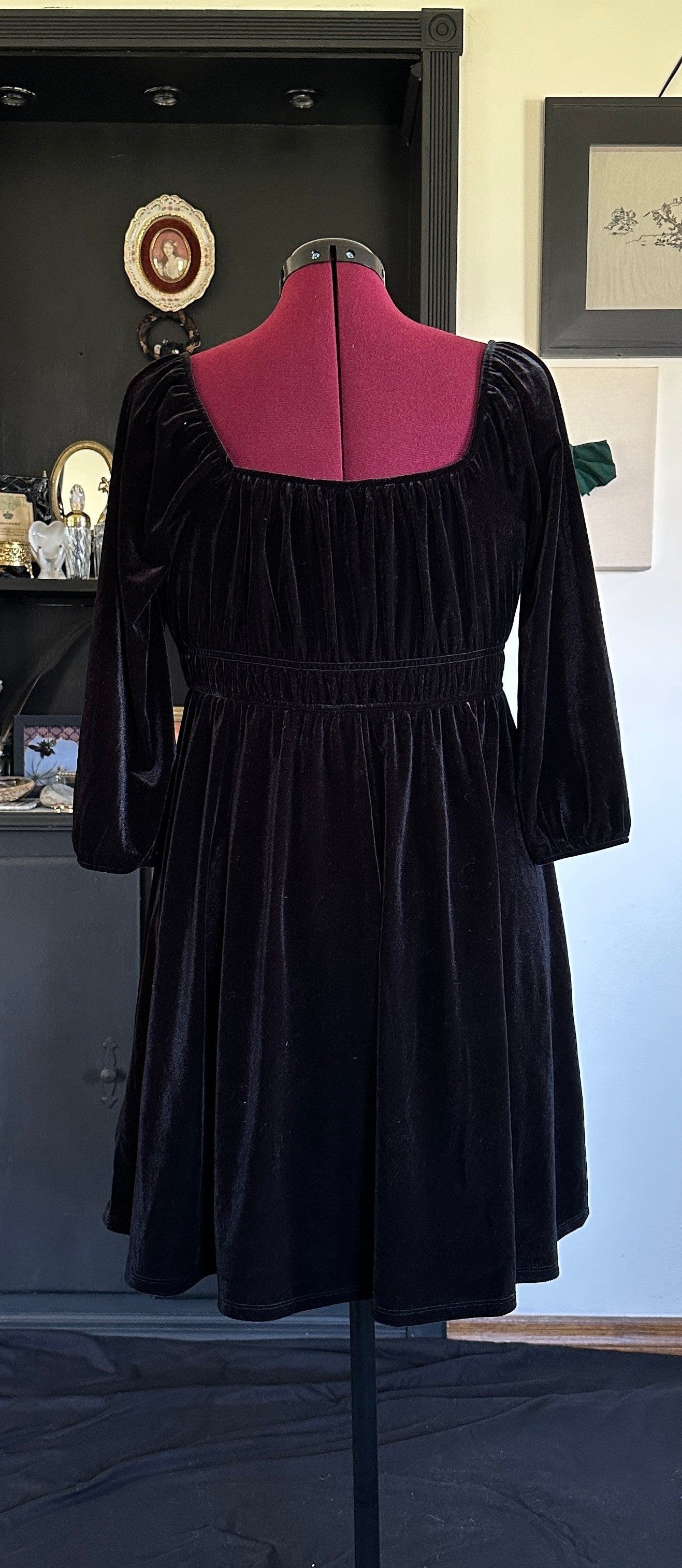 Velvet Milk Maid Dress L