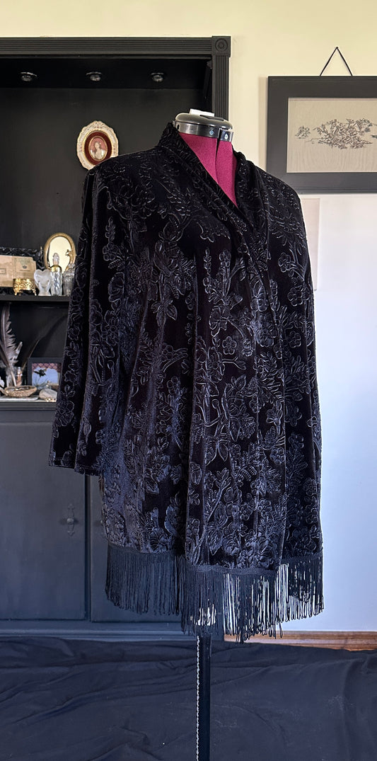 Velvet & Fringe Topper L
