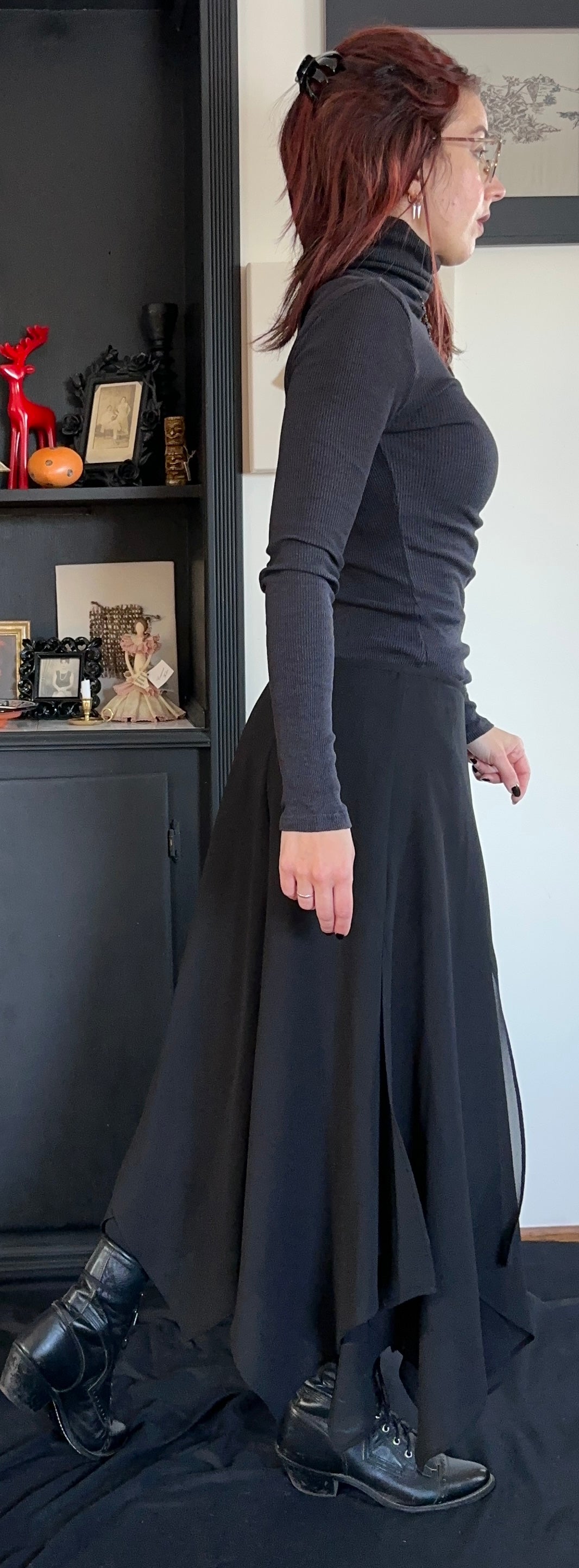 Handkerchief Hem Witches Skirt SZ 8