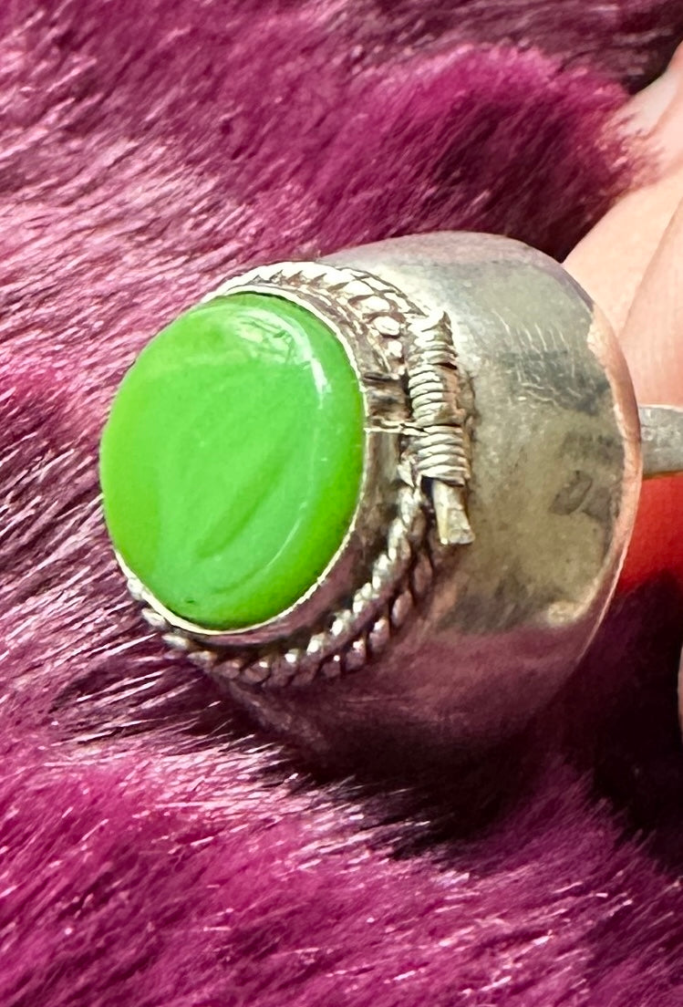 Vintage Silver & Nephrite Jade Poison Ring SZ 4 - 11