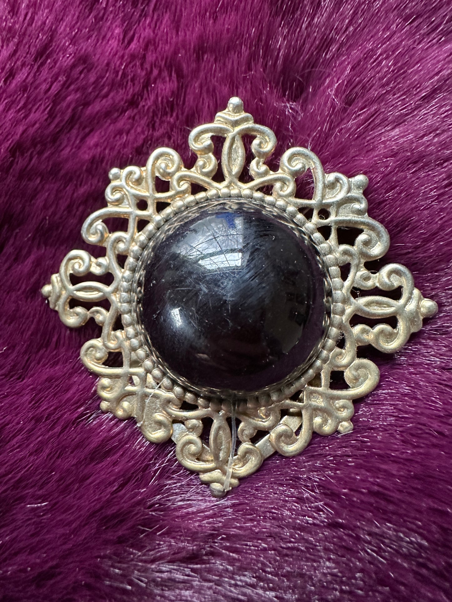Vintage Romantic Goth Collar Clip