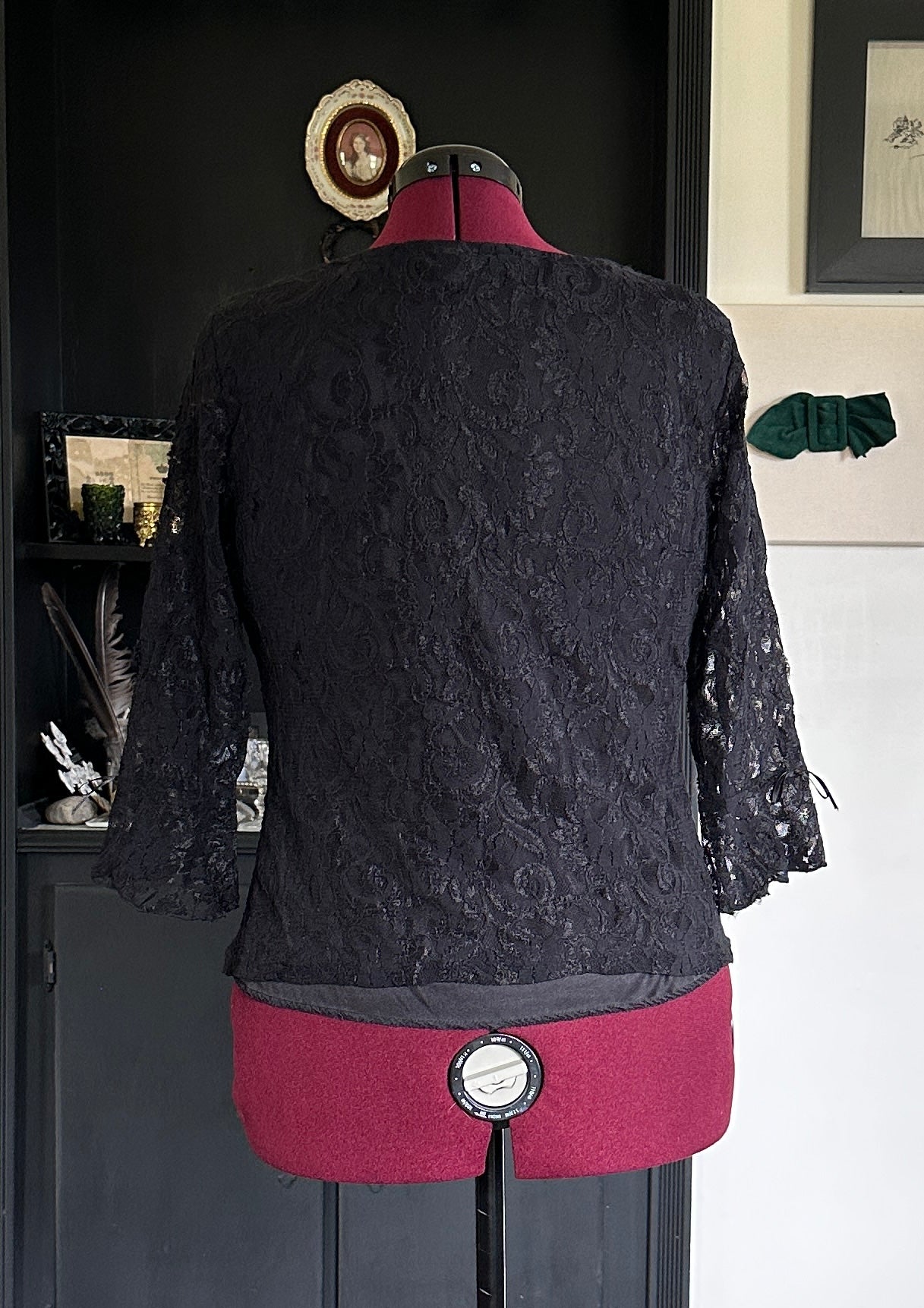 Lace Witch Top M