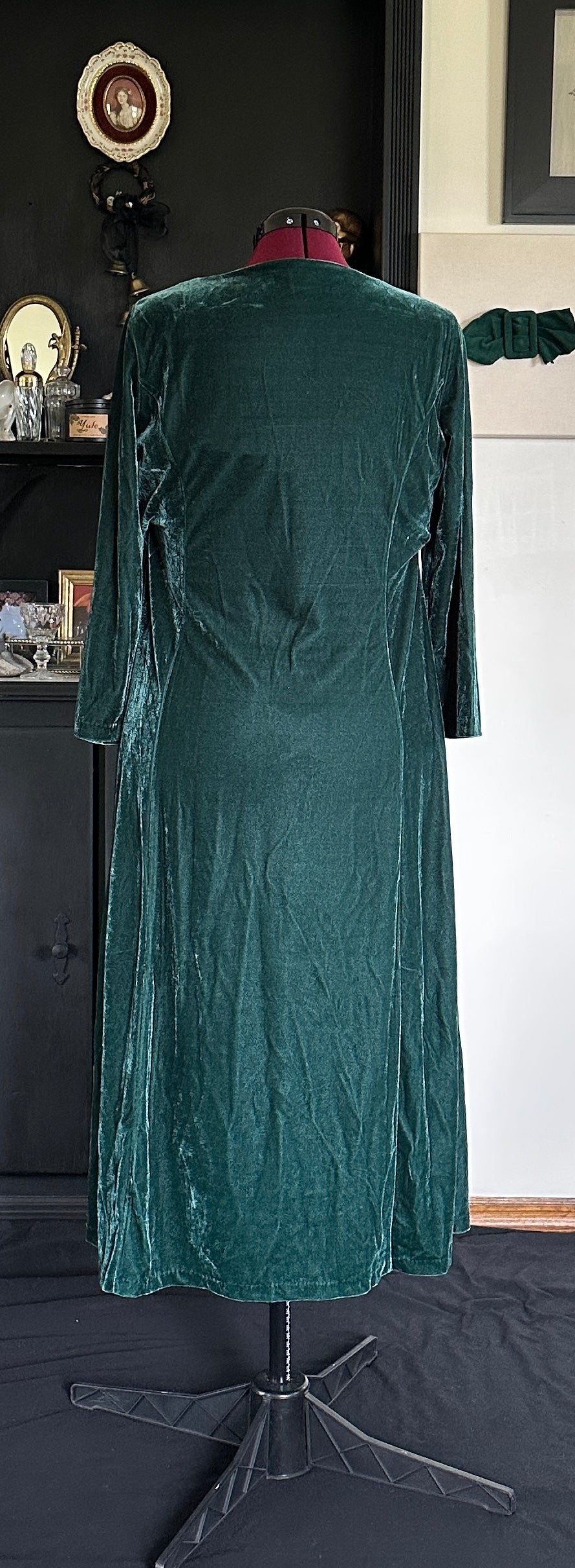 Velvet Green Witch Dress L