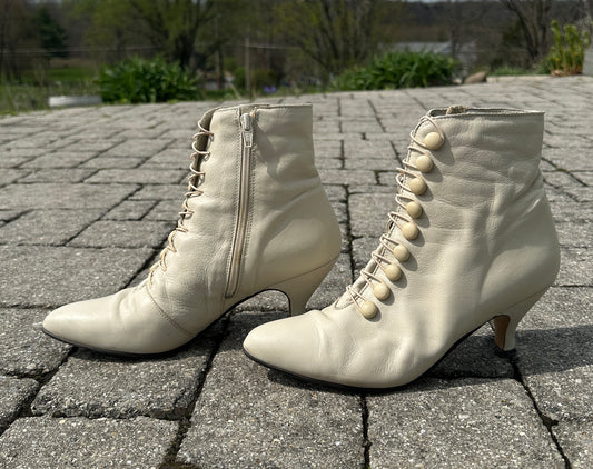Vintage Leather Buttoned Witch Boots SZ 9