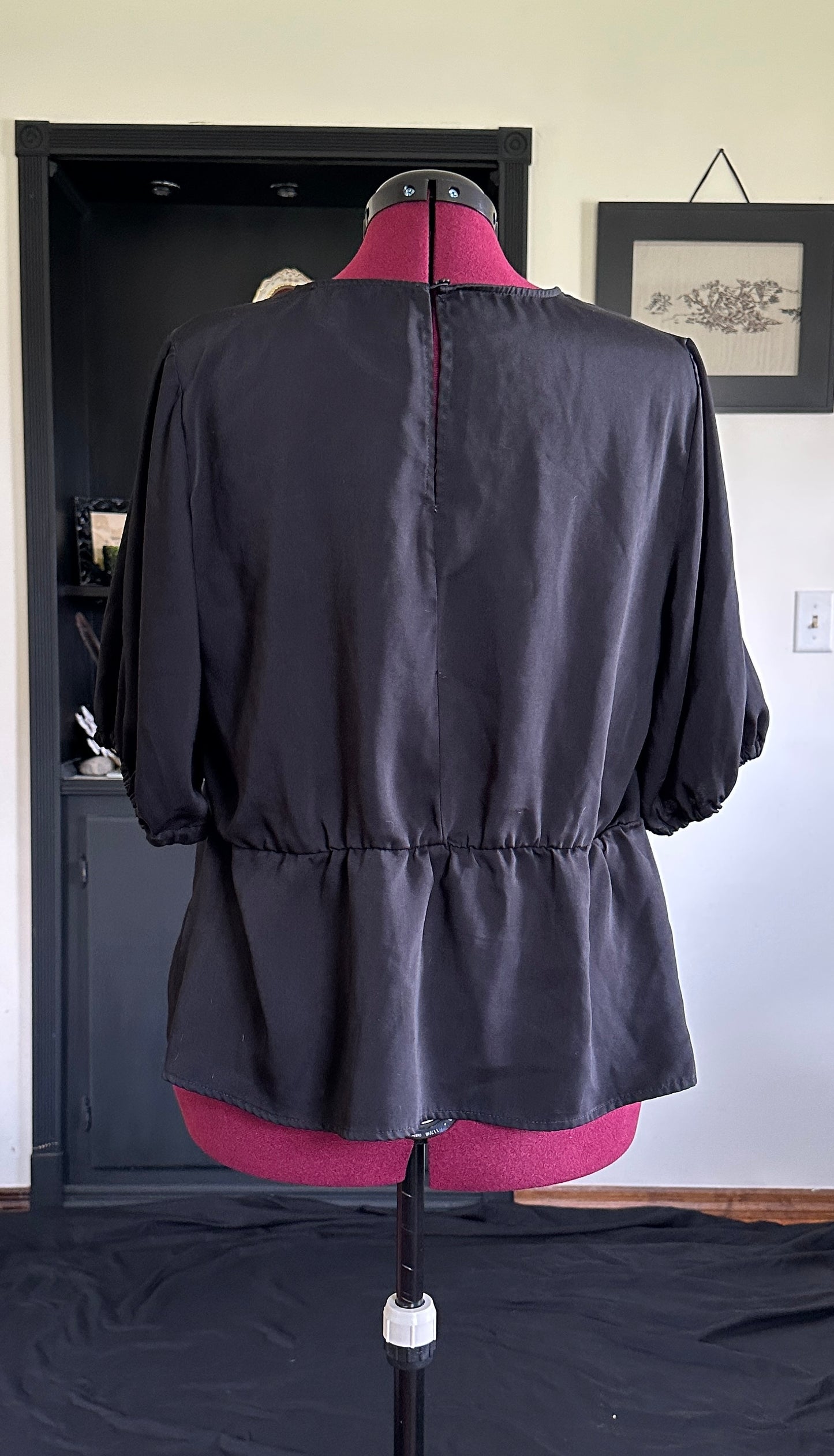 Eloquii Corporate Goth Top SZ 14
