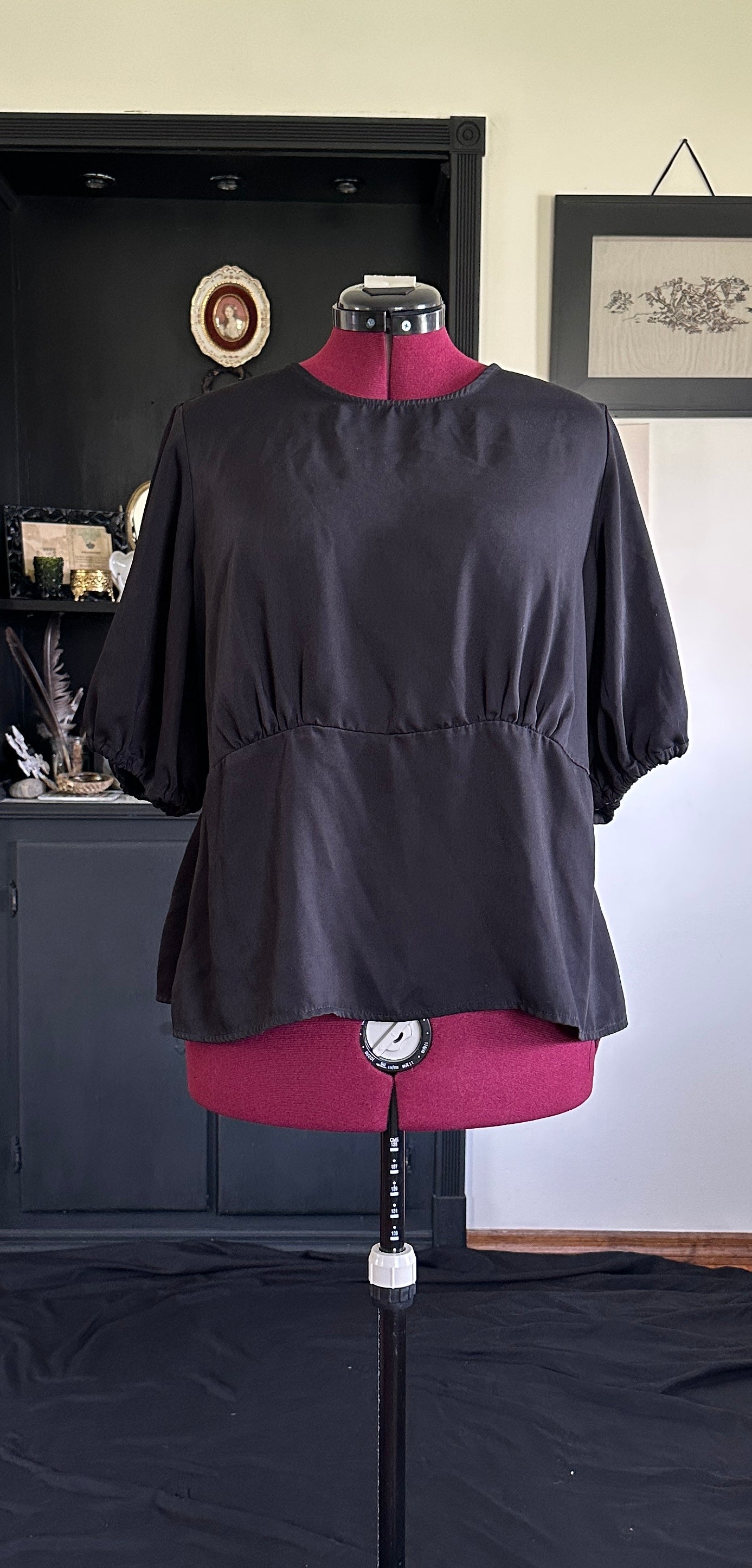 Eloquii Corporate Goth Top SZ 14