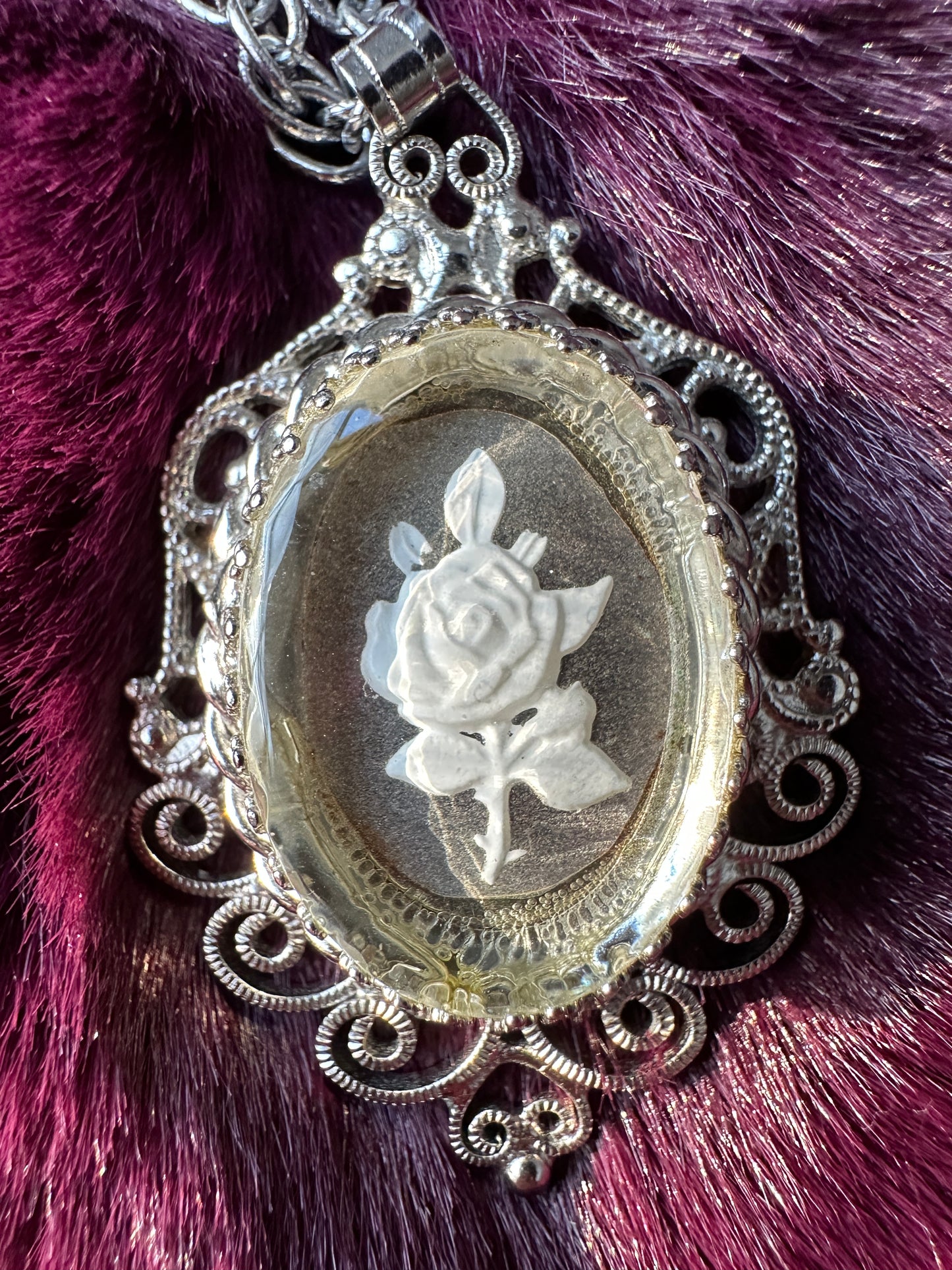 Silver Intaglio Pendant And Necklace