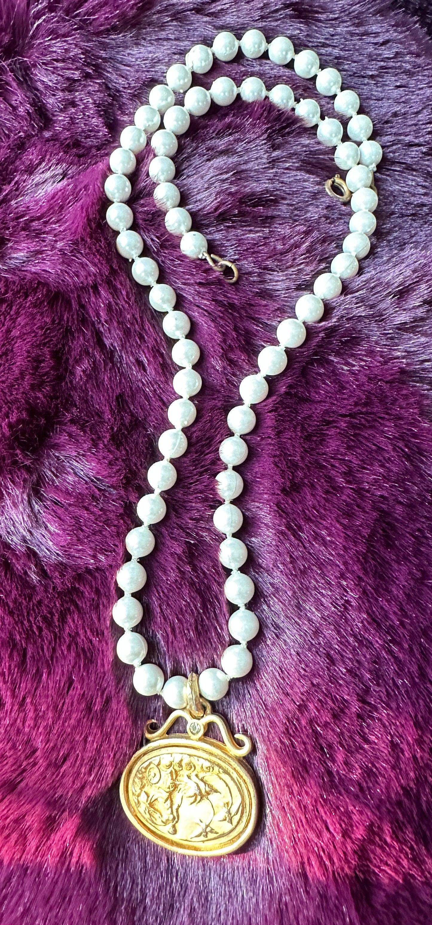 Vintage Faux Pearl Necklace