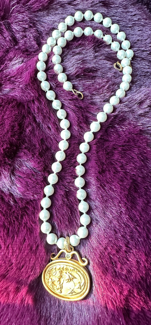 Vintage Faux Pearl Necklace