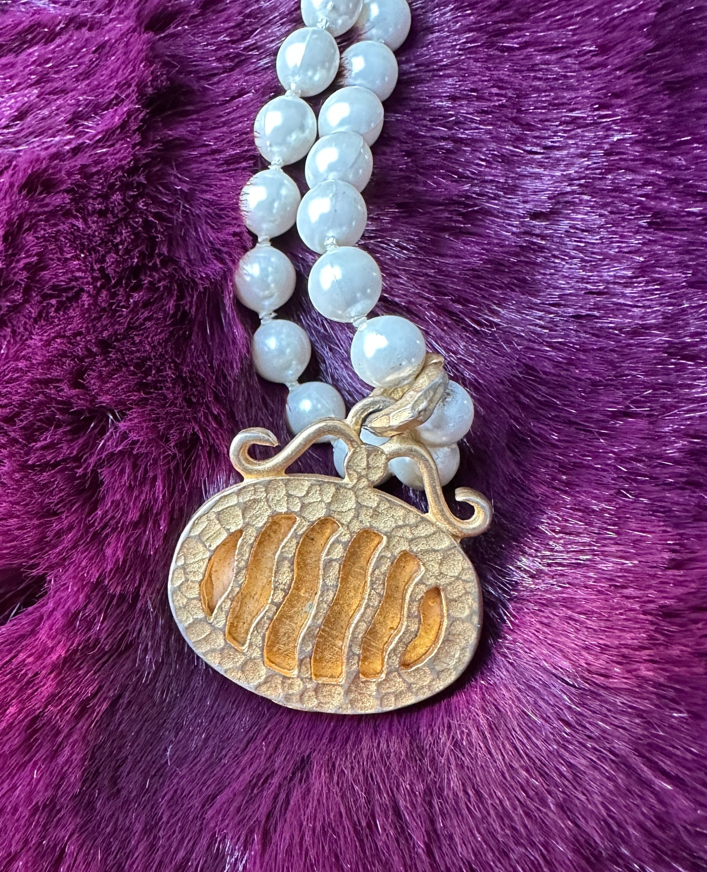 Vintage Faux Pearl Necklace