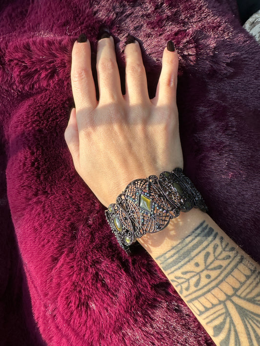 Victorian Lace Stretch Bracelet