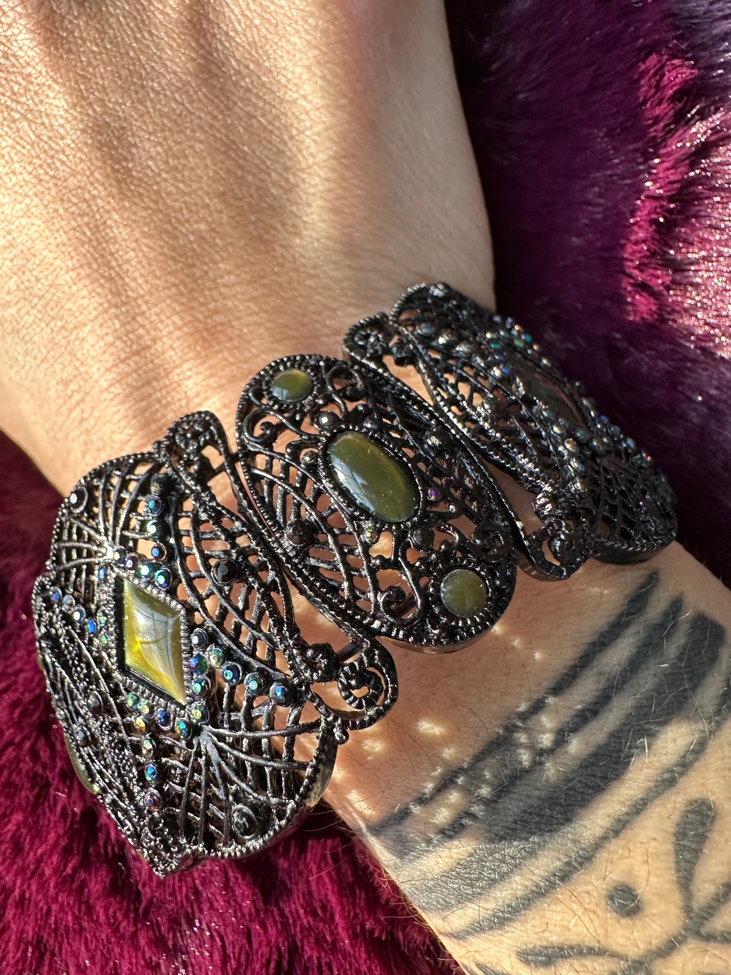 Victorian Lace Stretch Bracelet